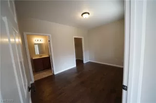Photo #6: 2477567 Listing 