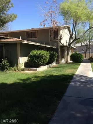 Photo #5: 2477582 Listing 