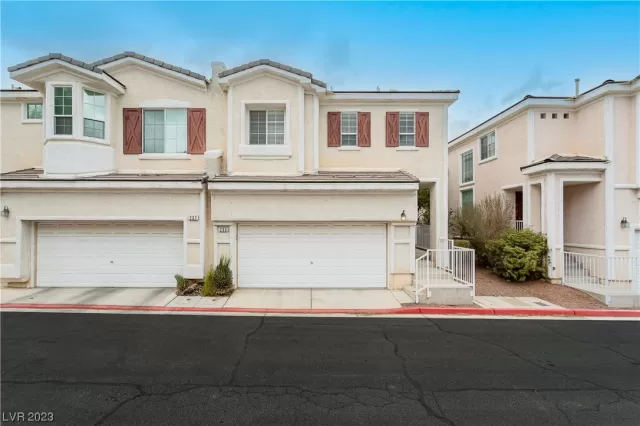 MLS: 2477590 Condo For Sale