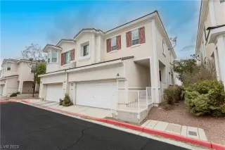 Photo #1: 2477590 Listing