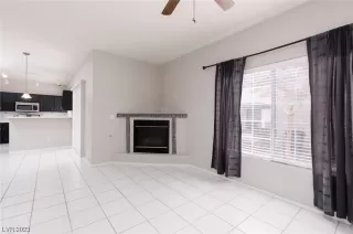 Photo #5: 2477654 Listing