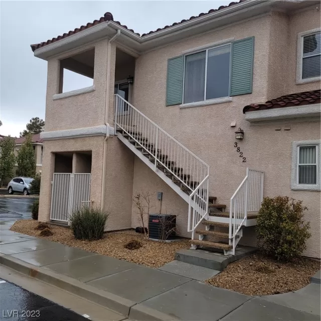 MLS: 2477702 Condo For Sale