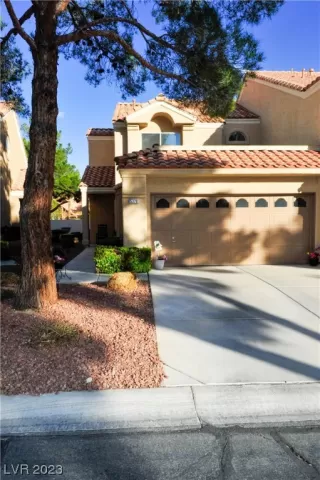 Photo #1: 2477711 Listing