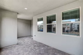 Photo #5: 2477721 Listing 