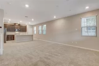 Photo #6: 2477721 Listing 