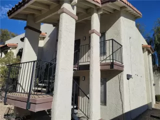 Photo #2: 2477758 Listing 