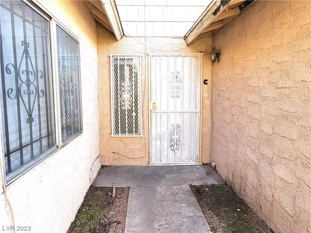 MLS: 2477802 Condo For Sale