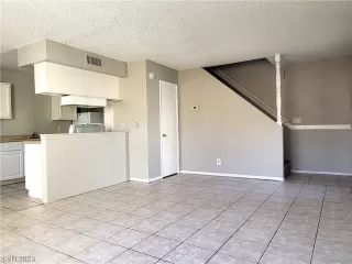 Photo #1: 2477802 Listing