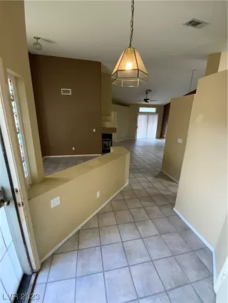 Photo #2: 2477805 Listing 