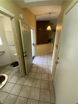 Photo #3: 2477805 Listing 