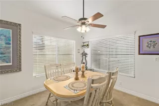 Photo #6: 2477815 Listing