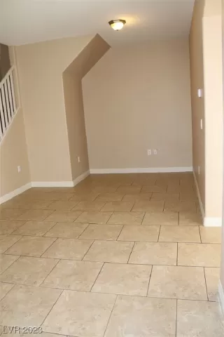 Photo #2: 2477826 Listing 