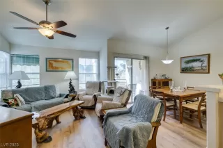 Photo #3: 2477842 Listing 