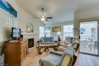 Photo #5: 2477842 Listing 