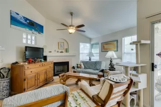 Photo #6: 2477842 Listing 