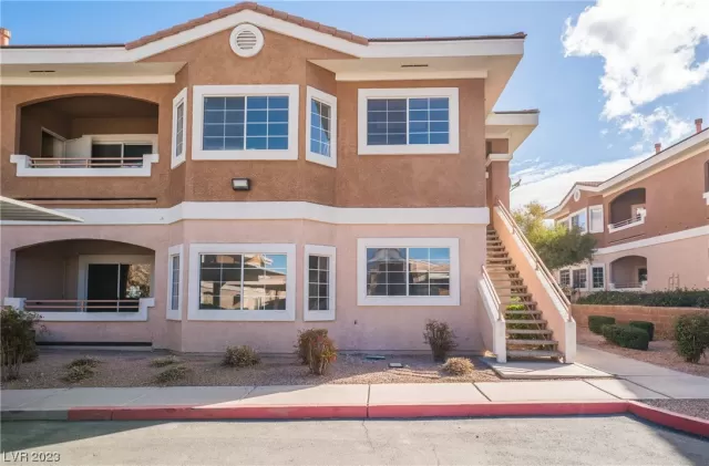 MLS: 2477860 Condo For Sale