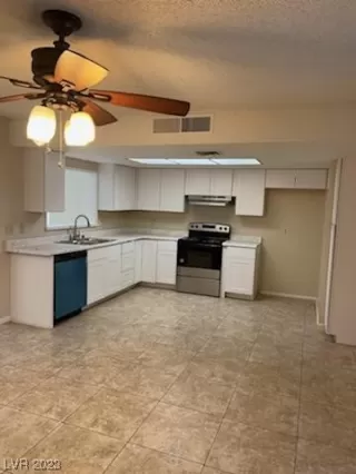 Photo #4: 2477885 Listing