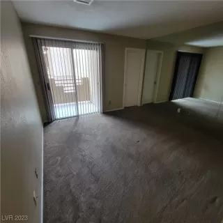 Photo #6: 2477892 Listing 