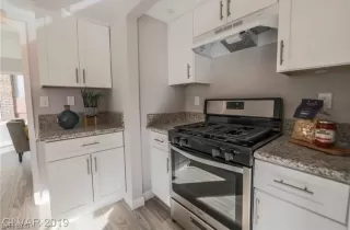 Photo #4: 2477930 Listing