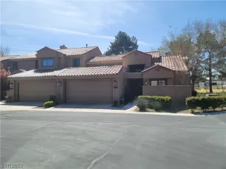 Photo #1: 2477941 Listing 