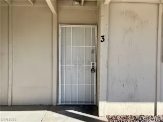 Photo #5: 2477986 Listing 