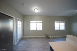 Photo #6: 2478020 Listing 