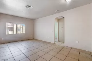 Photo #5: 2478025 Listing 