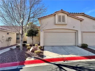 Photo #4: 2478049 Listing 