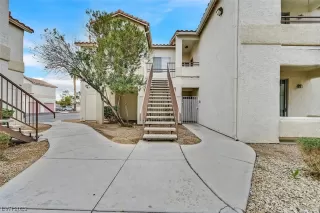 Photo #1: 2478050 Listing