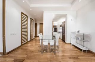 Photo #4: 2478057 Listing 