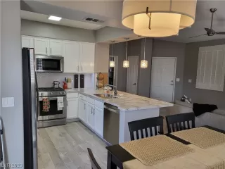 Photo #3: 2478094 Listing 