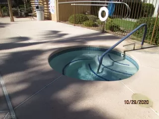 Photo #2: 2478107 Listing 