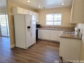 Photo #6: 2478162 Listing 