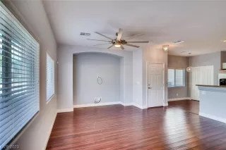 Photo #2: 2478176 Listing 