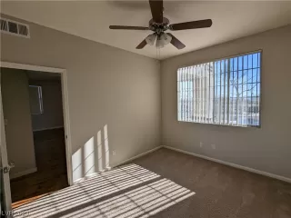 Photo #4: 2478191 Listing 