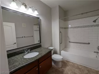 Photo #5: 2478191 Listing 