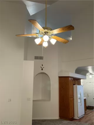 Photo #5: 2478207 Listing 