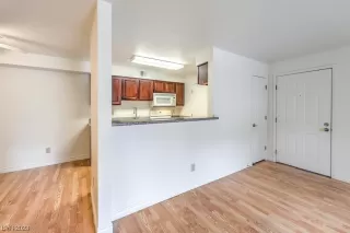 Photo #4: 2478234 Listing 