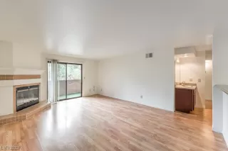 Photo #6: 2478234 Listing 