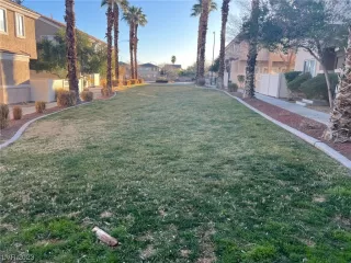 Photo #3: 2478246 Listing 