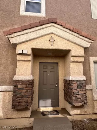 Photo #6: 2478246 Listing 