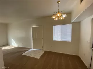 Photo #1: 2478264 Listing 