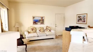 Photo #2: 2478327 Listing 