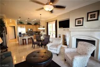 Photo #4: 2478346 Listing 