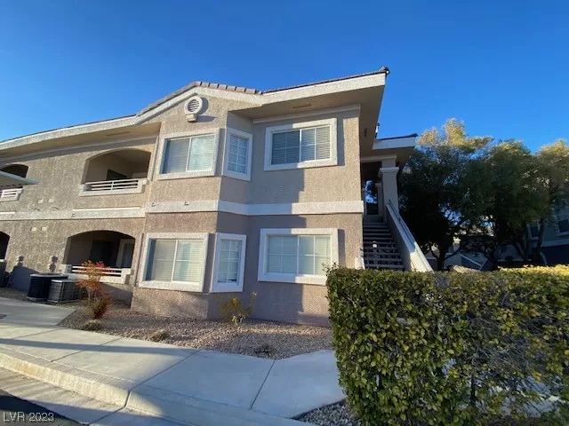 MLS: 2478350 Condo For Sale