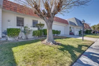 Photo #3: 2478379 Listing