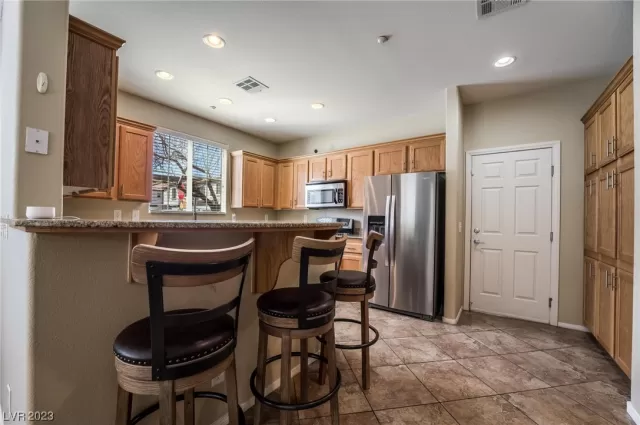 MLS: 2478387 Condo For Sale