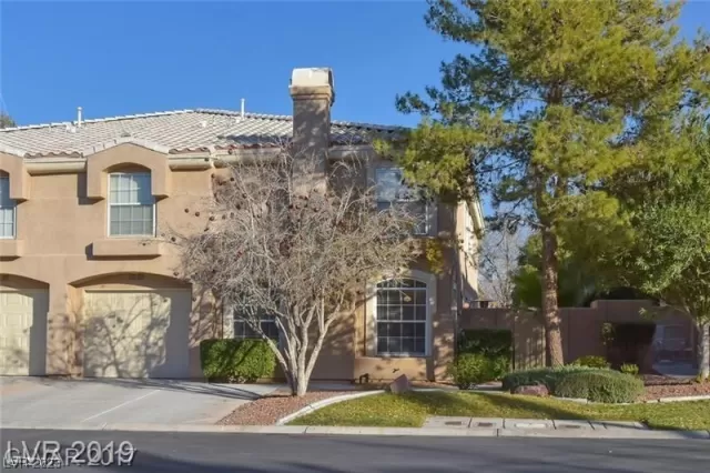 MLS: 2478421 Condo For Sale