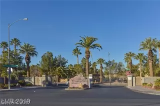 Photo #2: 2478421 Listing 