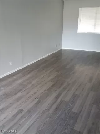 Photo #6: 2478423 Listing 